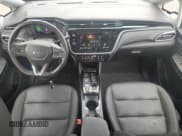 ✅ 2023 Chevrolet Bolt EV 2LT • VIN: 1G1FX6S02P4175612 • Lot: 47091275. Wystawiony na Copart z przebiegiem 11 701 mil. Bezpłatny archiwum sprzedaży aukcyjnych z USA i szczegółowy raport historii pojazdu na DreamBid. Zdjęcie 8.