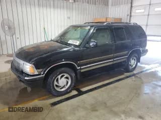 ✅ 1996 Chevrolet Blazer • VIN: 1GNDT13W0T2239997 • Lot: 67556845. Wystawiony na Copart z przebiegiem 160 486 mil. Bezpłatny archiwum sprzedaży aukcyjnych z USA i szczegółowy raport historii pojazdu na DreamBid. Zdjęcie 1.