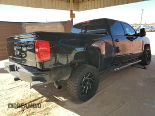 ✅ 2018 Chevrolet Silverado 1500 LT • VIN: 3GCUKREC9JG226490 • Лот: 75097594. Опубликован ранее на Copart с пробегом 147 209 миль. Бесплатный доступ к архиву аукционных продаж из США и подробный отчёт об истории автомобиля на DreamBid. Изображение 3.