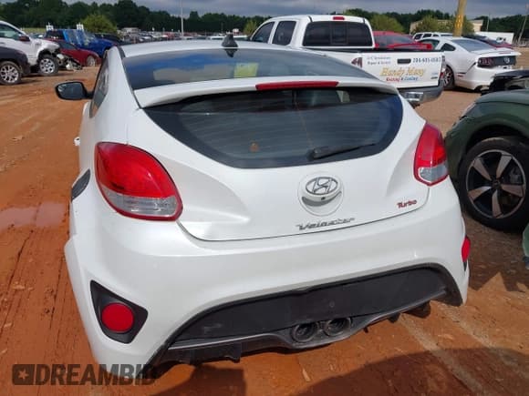 ✅ 2016 Hyundai Veloster Turbo • VIN: KMHTC6AE0GU293981 • Lot: 42354864. Wystawiony na IAAI z przebiegiem 118 691 mil. Bezpłatny archiwum sprzedaży aukcyjnych z USA i szczegółowy raport historii pojazdu na DreamBid. Zdjęcie 16.