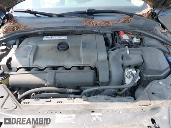 ✅ 2008 Volvo V70 • VIN: YV1BW982181052805 • Lot: 42405228. Listed on IAAI with 205,210 mi. Free auction sales archive from the USA and detailed vehicle history report at DreamBid. Image 10.