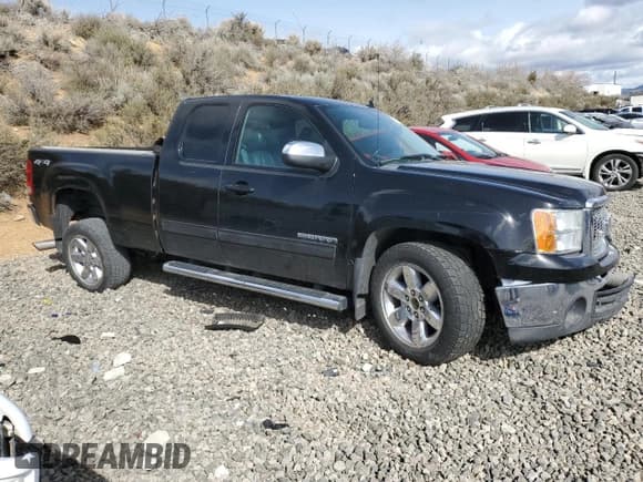 ✅ 2013 GMC Sierra 1500 SLT • VIN: 1GTR2WE72DZ381751 • Lot: 50751285. Listed on Copart with 134,182 mi. Free auction sales archive from the USA and detailed vehicle history report at DreamBid. Image 4.