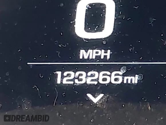 ✅ 2019 Chevrolet Camaro 1SS • VIN: 1G1FF1R74K0114089 • Лот: 42827051. Опубликован ранее на IAAI с пробегом 123 266 миль. Бесплатный доступ к архиву аукционных продаж из США и подробный отчёт об истории автомобиля на DreamBid. Изображение 15.