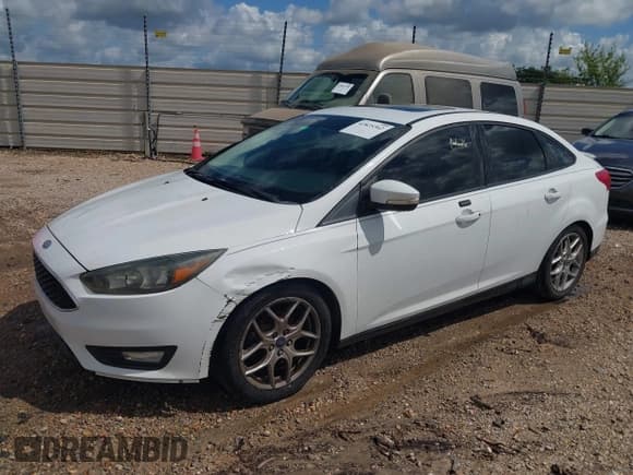 ✅ 2015 Ford Focus SE • VIN: 1FADP3F23FL200715 • Лот: 42825362. Опубликован ранее на IAAI с пробегом 209 153 миль. Бесплатный доступ к архиву аукционных продаж из США и подробный отчёт об истории автомобиля на DreamBid. Изображение 2.
