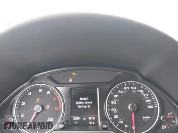 ✅ 2016 Audi Q5 Premium Plus • VIN: WA1L2AFP6GA126976 • Lot: 43686354. Listed on IAAI with 123,644 mi. Free auction sales archive from the USA and detailed vehicle history report at DreamBid. Image 7.