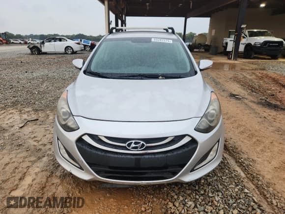 ✅ 2014 Hyundai Elantra • VIN: KMHD35LH6EU184900 • Lot: 69282575. Listed on Copart with 89,617 mi. Free auction sales archive from the USA and detailed vehicle history report at DreamBid. Image 5.