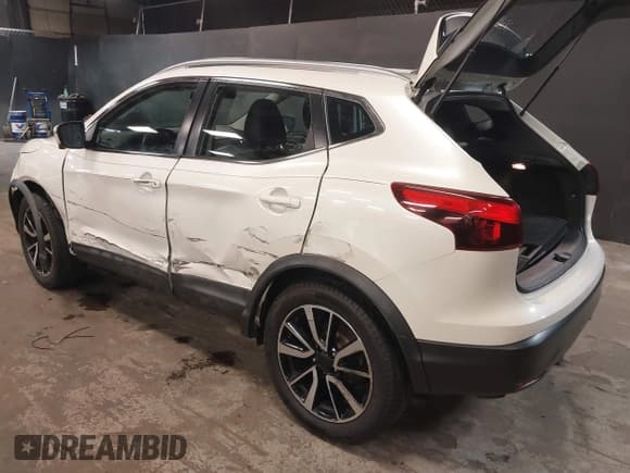 ✅ 2017 Nissan Rogue SL • VIN: JN1BJ1CR4HW103472 • Лот: 41856392. Опубликован ранее на IAAI с пробегом 38 584 миль. Бесплатный доступ к архиву аукционных продаж из США и подробный отчёт об истории автомобиля на DreamBid. Изображение 3.