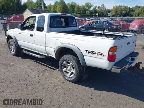 ✅ 2002 Toyota Tacoma • VIN: 5TEWN72N62Z896627 • Лот: 43290584. Опубликован ранее на IAAI с пробегом 367 598 миль. Бесплатный доступ к архиву аукционных продаж из США и подробный отчёт об истории автомобиля на DreamBid. Изображение 3.