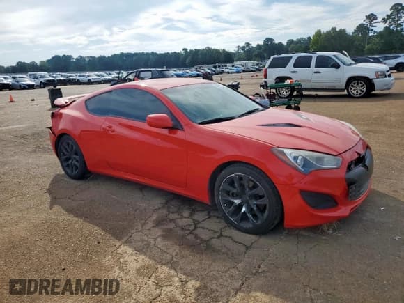 ✅ 2013 Hyundai Genesis Coupe 2.0T • VIN: KMHHT6KD6DU098698 • Lot: 85586015. Listed on Copart with 104,734 mi. Free auction sales archive from the USA and detailed vehicle history report at DreamBid. Image 4.