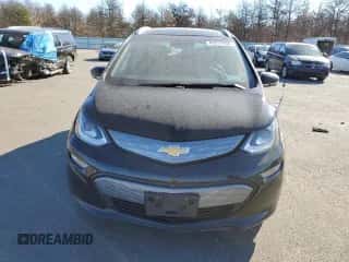 2018 Chevrolet Bolt EV Premier z VIN 1G1FX6S02J4116048, wystawiony jako Copart lot #45917454 z przebiegiem 59 857 mil mil oraz . Historia ofert i sprzedaży dostępna na DreamBid. Obrazek 5.