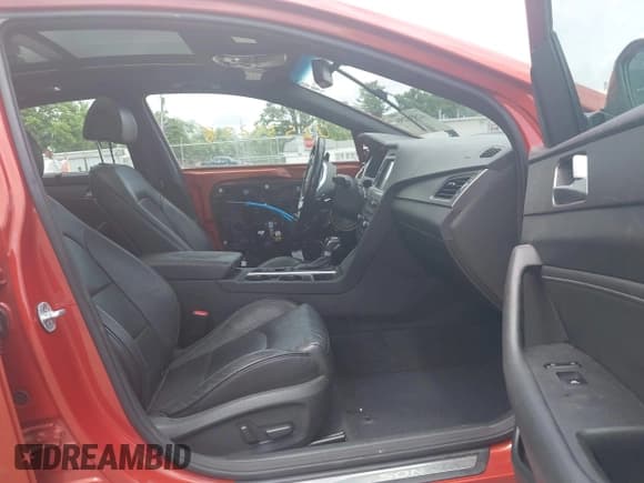 ✅ 2015 Hyundai Sonata Limited • VIN: 5NPE34AB4FH117886 • Лот: 42535258. Опубликован ранее на IAAI с пробегом 155 273 миль. Бесплатный доступ к архиву аукционных продаж из США и подробный отчёт об истории автомобиля на DreamBid. Изображение 5.