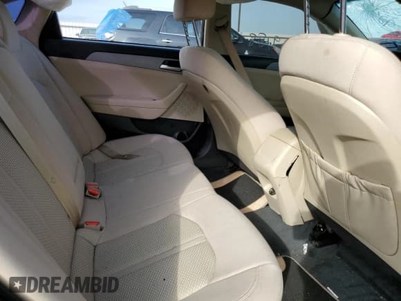 ✅ 2018 Hyundai Sonata SE • VIN: 5NPE24AF2JH622579 • Лот: 48832673. Опубликован ранее на Copart с пробегом 25 634 миль. Бесплатный доступ к архиву аукционных продаж из США и подробный отчёт об истории автомобиля на DreamBid. Изображение 10.