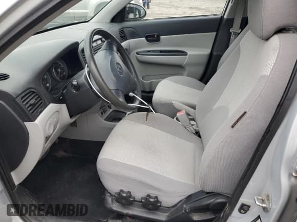 ✅ 2008 Hyundai Accent GLS • VIN: KMHCN46C48U205120 • Лот: 58738075. Опубликован ранее на Copart с пробегом 158 061 миль. Бесплатный доступ к архиву аукционных продаж из США и подробный отчёт об истории автомобиля на DreamBid. Изображение 7.