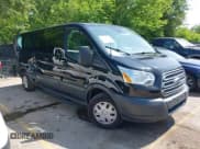 ✅ 2017 Ford Transit XL • VIN: 1FBZX2ZM3HKA20753 • Lot: 42340639. Wystawiony na IAAI z przebiegiem 322 450 mil. Bezpłatny archiwum sprzedaży aukcyjnych z USA i szczegółowy raport historii pojazdu na DreamBid. Zdjęcie 1.