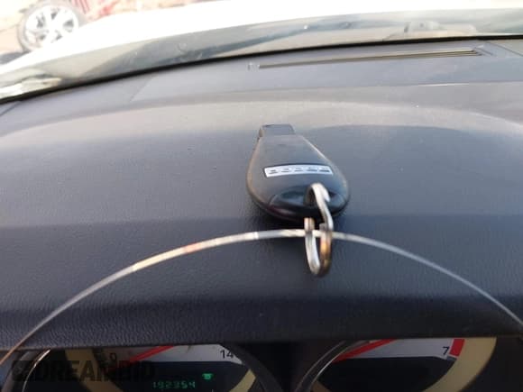 ✅ 2009 Dodge Challenger SE • VIN: 2B3LJ44V19H522220 • Lot: 41634444. Wystawiony na IAAI z przebiegiem 192 354 mil. Bezpłatny archiwum sprzedaży aukcyjnych z USA i szczegółowy raport historii pojazdu na DreamBid. Zdjęcie 11.