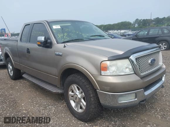 ✅ 2004 Ford F-150 XLT • VIN: 1FTPX14594NB38702 • Lot: 42924200. Listed on IAAI with Not provided. Free auction sales archive from the USA and detailed vehicle history report at DreamBid. Image 1.