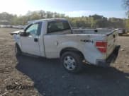 ✅ 2014 Ford F-150 XL • VIN: 1FTMF1EM3EFA34925 • Lot: 84563965. Wystawiony na Copart z przebiegiem 116 803 mil. Bezpłatny archiwum sprzedaży aukcyjnych z USA i szczegółowy raport historii pojazdu na DreamBid. Zdjęcie 2.