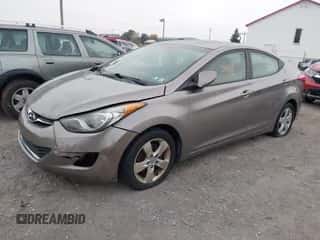 2012 Hyundai Elantra GLS с VIN 5NPDH4AE7CH132238, выставлен на аукционе IAAI как лот 43303483 с пробегом 130 834 миль миль и . История ставок и продаж доступна на DreamBid. Изображение 2.