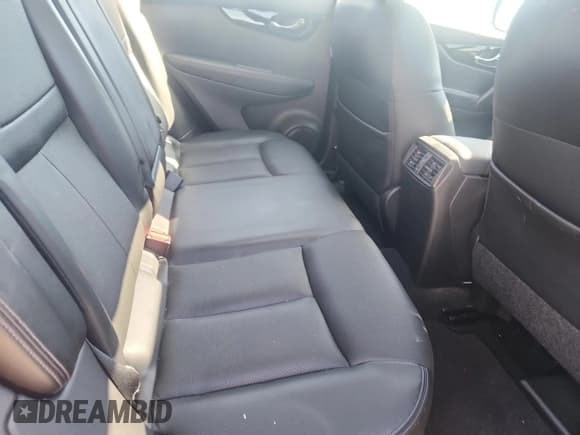 ✅ 2021 Nissan Rogue SL • VIN: JN1BJ1CV3MW569885 • Lot: 85207095. Listed on Copart with 30,511 mi. Free auction sales archive from the USA and detailed vehicle history report at DreamBid. Image 11.