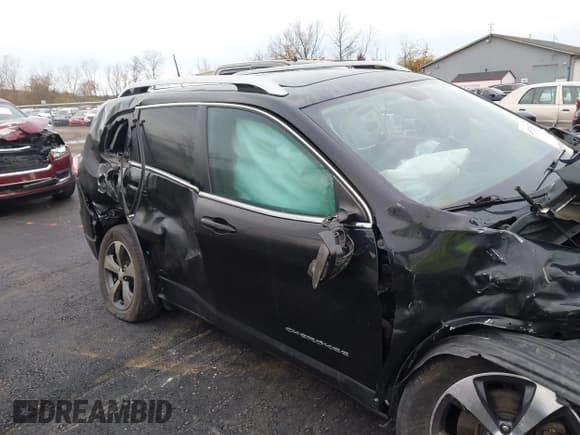 ✅ 2020 Jeep Cherokee Limited • VIN: 1C4PJMDX9LD563975 • Lot: 43573677. Wystawiony na IAAI z przebiegiem Nie podano. Bezpłatny archiwum sprzedaży aukcyjnych z USA i szczegółowy raport historii pojazdu na DreamBid. Zdjęcie 14.