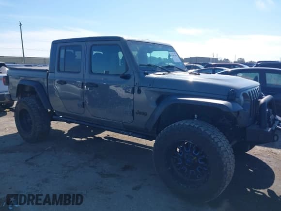✅ 2020 Jeep Gladiator Sport S • VIN: 1C6JJTAG6LL190749 • Lot: 41401209. Wystawiony na IAAI z przebiegiem 97 292 mil. Bezpłatny archiwum sprzedaży aukcyjnych z USA i szczegółowy raport historii pojazdu na DreamBid. Zdjęcie 1.