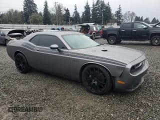✅ 2012 Dodge Challenger R/T Classic • VIN: 2C3CDYBT7CH137688 • Lot: 84661234. Wystawiony na Copart z przebiegiem 83 954 mil. Bezpłatny archiwum sprzedaży aukcyjnych z USA i szczegółowy raport historii pojazdu na DreamBid. Zdjęcie 4.