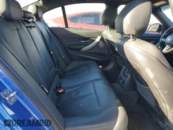 ✅ 2014 BMW 3 Series 328i • VIN: WBA3C1C55EK110956 • Lot: 93335335. Listed on Copart with 162,074 mi. Free auction sales archive from the USA and detailed vehicle history report at DreamBid. Image 10.