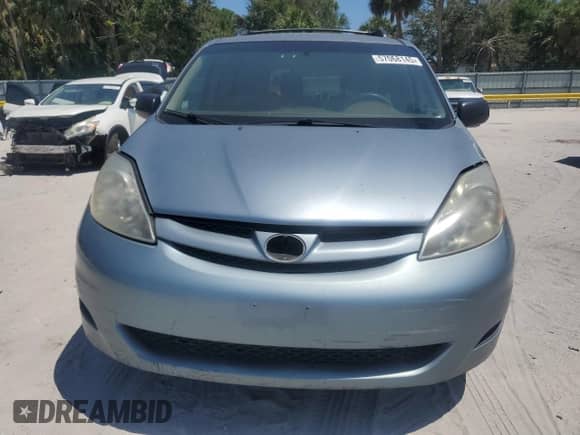 2009 Toyota Sienna LE with VIN 5TDBK23C89S028157, listed as a Copart auction lot 57068145 with 200,942 mi miles and Clean title. Bid and sale history available at DreamBid. Image 5.