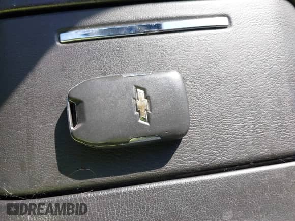 2020 Chevrolet Tahoe Premier z VIN 1GNSKCKJ6LR186564, wystawiony jako IAAI lot #41901414 z przebiegiem 129 156 mil mil oraz . Historia ofert i sprzedaży dostępna na DreamBid. Obrazek 11.