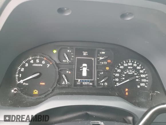 ✅ 2020 Toyota Tundra SR • VIN: 5TFRY5F12LX263034 • Lot: 60538764. Wystawiony na Copart z przebiegiem 62 977 mil. Bezpłatny archiwum sprzedaży aukcyjnych z USA i szczegółowy raport historii pojazdu na DreamBid. Zdjęcie 9.