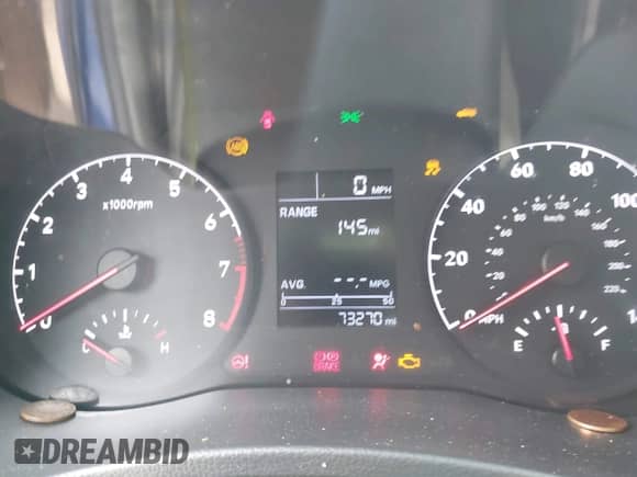 2020 Hyundai Accent SE z VIN 3KPC24A62LE125739, wystawiony jako IAAI lot #42382437 z przebiegiem 73 270 mil mil oraz . Historia ofert i sprzedaży dostępna na DreamBid. Obrazek 7.