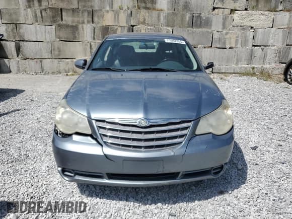 ✅ 2010 Chrysler Sebring Limited • VIN: 1C3CC5FB5AN136501 • Лот: 71092355. Опубликован ранее на Copart с пробегом 208 153 миль. Бесплатный доступ к архиву аукционных продаж из США и подробный отчёт об истории автомобиля на DreamBid. Изображение 5.