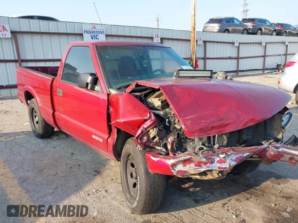 ✅ 2003 Chevrolet S-10 • VIN: 1GCCS14X638177534 • Лот: 43254450. Опубликован ранее на IAAI с пробегом 323 540 миль. Бесплатный доступ к архиву аукционных продаж из США и подробный отчёт об истории автомобиля на DreamBid. Изображение 6.