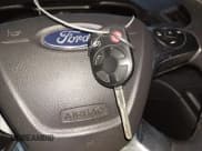 ✅ 2016 Ford Transit Cargo • VIN: 1FTYR2CM7GKA05973 • Lot: 43828514. Wystawiony na IAAI z przebiegiem 188 359 mil. Bezpłatny archiwum sprzedaży aukcyjnych z USA i szczegółowy raport historii pojazdu na DreamBid. Zdjęcie 11.