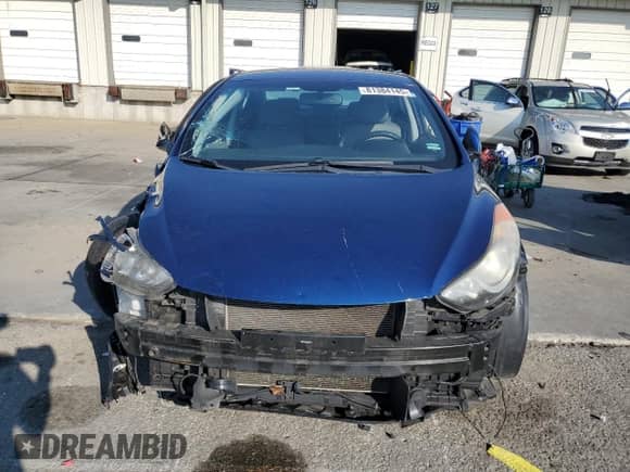 2013 Hyundai Elantra GLS с VIN KMHDH4AE3DU681406, выставлен на аукционе Copart как лот 81384145 с пробегом Не указан миль и Списание • Salvage title. История ставок и продаж доступна на DreamBid. Изображение 5.