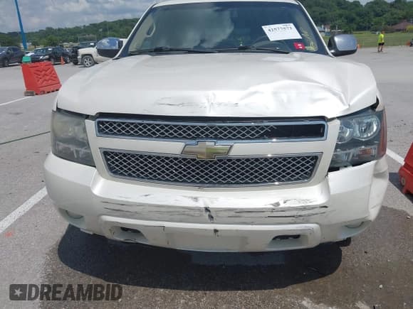 ✅ 2009 Chevrolet Suburban LTZ • VIN: 1GNFC36J79R292877 • Лот: 42577573. Опубликован ранее на IAAI с пробегом 209 101 миль. Бесплатный доступ к архиву аукционных продаж из США и подробный отчёт об истории автомобиля на DreamBid. Изображение 6.