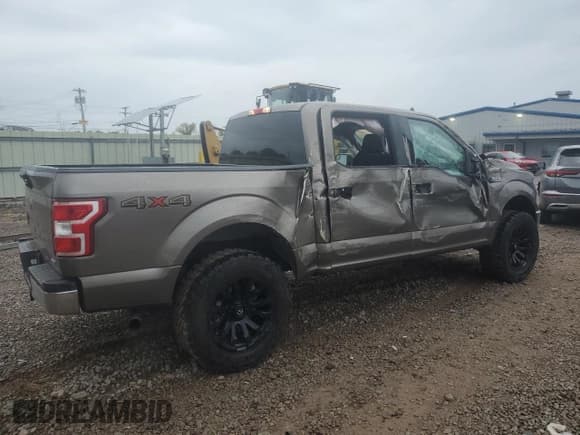 ✅ 2019 Ford F-150 Lariat • VIN: 1FTEW1EP5KFC33940 • Lot: 85819745. Wystawiony na Copart z przebiegiem 104 625 mil. Bezpłatny archiwum sprzedaży aukcyjnych z USA i szczegółowy raport historii pojazdu na DreamBid. Zdjęcie 3.