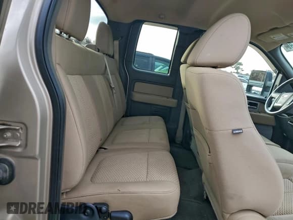✅ 2010 Ford F-150 XL • VIN: 1FTFX1EV4AFD70382 • Lot: 95240595. Listed on Copart with 135,700 mi. Free auction sales archive from the USA and detailed vehicle history report at DreamBid. Image 10.