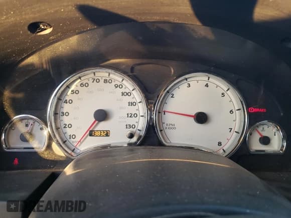 ✅ 2006 Saturn VUE • VIN: 5GZCZ63426S851880 • Lot: 83087594. Wystawiony na Copart z przebiegiem 138 327 mil. Bezpłatny archiwum sprzedaży aukcyjnych z USA i szczegółowy raport historii pojazdu na DreamBid. Zdjęcie 9.