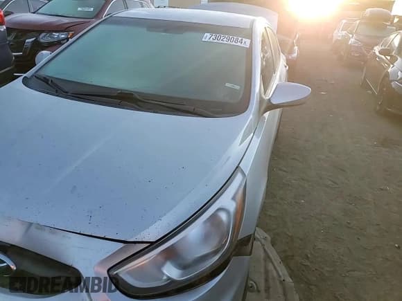 ✅ 2017 Hyundai Accent SE • VIN: KMHCT4AE6HU205053 • Лот: 73029084. Опубликован ранее на Copart с пробегом 143 186 миль. Бесплатный доступ к архиву аукционных продаж из США и подробный отчёт об истории автомобиля на DreamBid. Изображение 11.