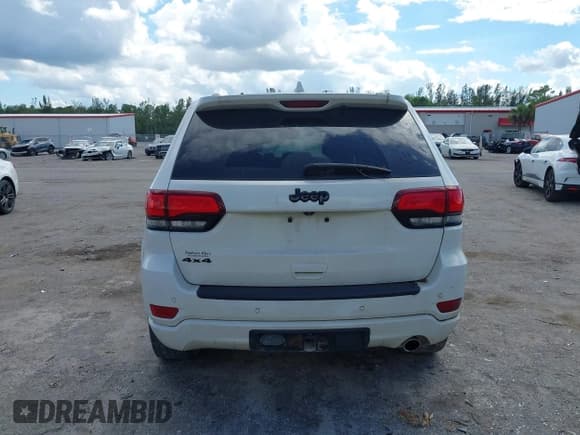 ✅ 2020 Jeep Grand Cherokee Altitude • VIN: 1C4RJFAG6LC159403 • Lot: 43502559. Listed on IAAI with 109,830 mi. Free auction sales archive from the USA and detailed vehicle history report at DreamBid. Image 16.