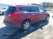 ✅ 2011 Chevrolet Traverse 2LT • VIN: 1GNKVJED7BJ230909 • Lot: 43449416. Wystawiony na IAAI z przebiegiem 201 797 mil. Bezpłatny archiwum sprzedaży aukcyjnych z USA i szczegółowy raport historii pojazdu na DreamBid. Zdjęcie 4.