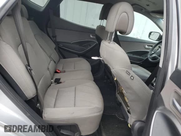 ✅ 2017 Hyundai Santa Fe 2.4L • VIN: 5XYZUDLBXHG498231 • Лот: 56069564. Опубликован ранее на Copart с пробегом Не указан. Бесплатный доступ к архиву аукционных продаж из США и подробный отчёт об истории автомобиля на DreamBid. Изображение 10.