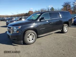 ✅ 2017 Chevrolet Suburban LT • VIN: 1GNSKHKCXHR331370 • Lot: 91202625. Listed on Copart with 104,282 mi. Free auction sales archive from the USA and detailed vehicle history report at DreamBid. Image 1.