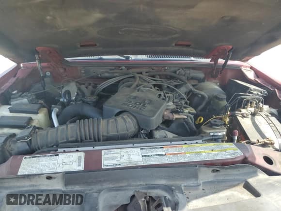 ✅ 2001 Ford Explorer Sport Trac • VIN: 1FMZU67E91UB90581 • Лот: 67068745. Опубликован ранее на Copart с пробегом 226 176 миль. Бесплатный доступ к архиву аукционных продаж из США и подробный отчёт об истории автомобиля на DreamBid. Изображение 11.