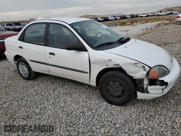 ✅ 2001 Chevrolet Metro Lsi • VIN: 2C1MR522X16713531 • Лот: 81831334. Опубликован ранее на Copart с пробегом 146 481 миль. Бесплатный доступ к архиву аукционных продаж из США и подробный отчёт об истории автомобиля на DreamBid. Изображение 4.