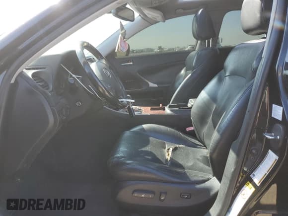 ✅ 2008 Lexus IS 250 • VIN: JTHCK262085016031 • Lot: 90119735. Listed on Copart with 152,922 mi. Free auction sales archive from the USA and detailed vehicle history report at DreamBid. Image 7.