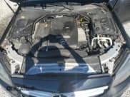 ✅ 2016 Mercedes-Benz C 300 Luxury • VIN: 55SWF4KB7GU155198 • Lot: 82176805. Wystawiony na Copart z przebiegiem Nie podano. Bezpłatny archiwum sprzedaży aukcyjnych z USA i szczegółowy raport historii pojazdu na DreamBid. Zdjęcie 11.