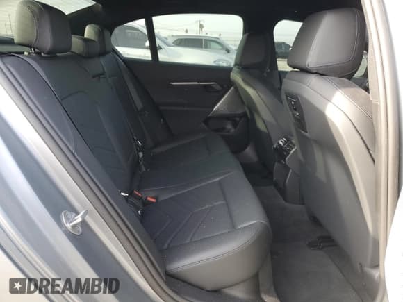 ✅ 2024 BMW i5 eDrive40 • VIN: WBY33FK02RCR53890 • Lot: 42830975. Listed on Copart with 7,514 mi. Free auction sales archive from the USA and detailed vehicle history report at DreamBid. Image 10.