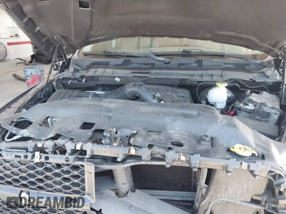 2018 Ram 1500 Tradesman z VIN 1C6RR6FT3JS244868, wystawiony jako IAAI lot #42310301 z przebiegiem 115 764 mil mil oraz . Historia ofert i sprzedaży dostępna na DreamBid. Obrazek 10.